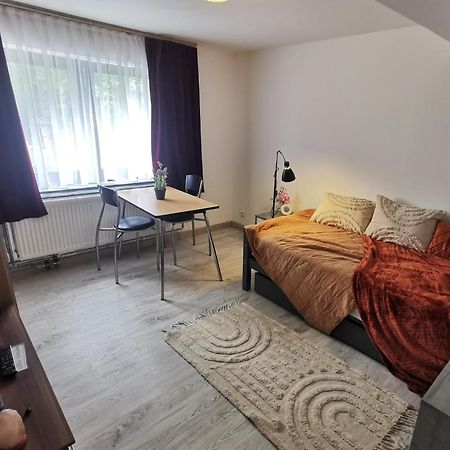 Chez Phil Hotel Робервил Екстериор снимка