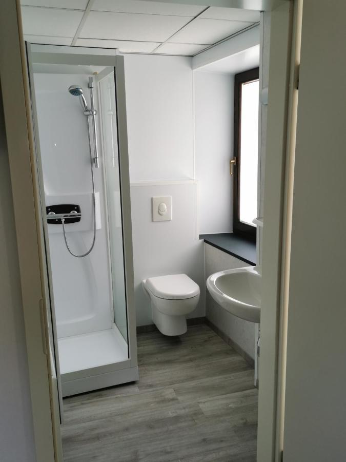 Chez Phil Hotel Робервил Екстериор снимка